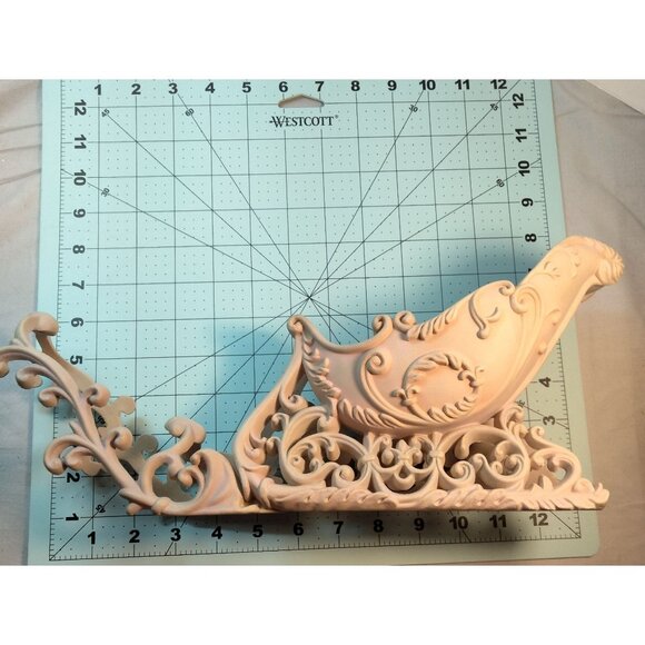 Ornate Victorian Sleigh Planter Floral Centerpiece Vintage 13 inch - Picture 5 of 12